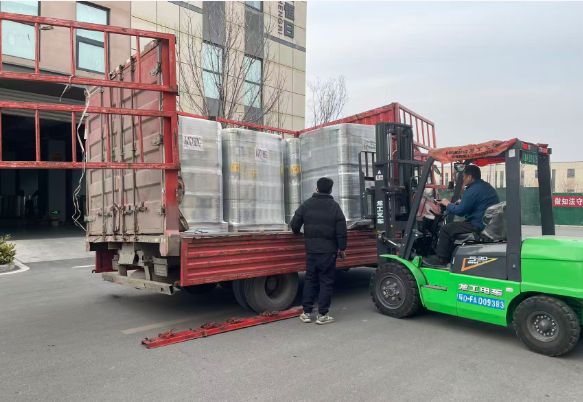 Декоративното фолио на Future Color ще се зарежда навреме